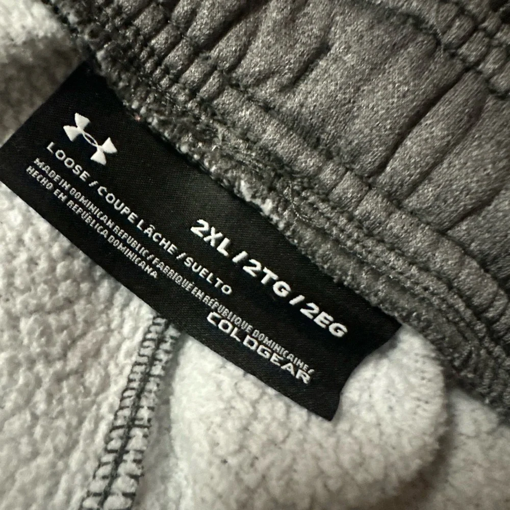 Men’s Under Armour Pants Size 2XL